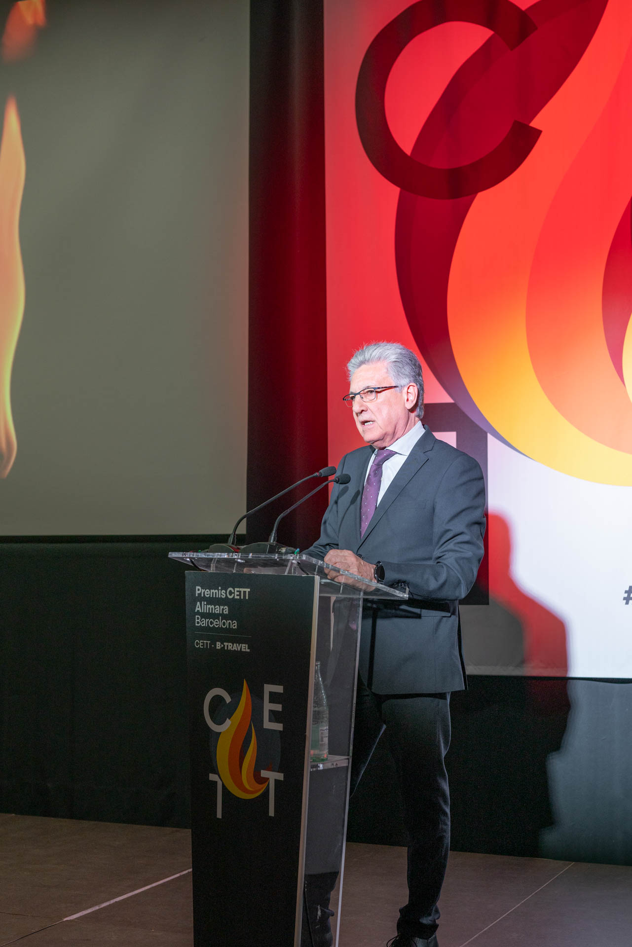 Fotografía de: La chef Carme Ruscalleda, el programa de 3Cat La Travessa y la empresa turística Grup Julià están entre los reconocidos en la XXXIX edición de los Premios CETT Alimara. | CETT